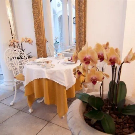 Galleria 4*