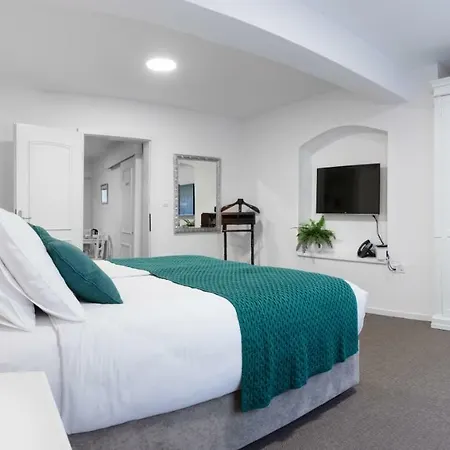 Hotel Galleria 4*